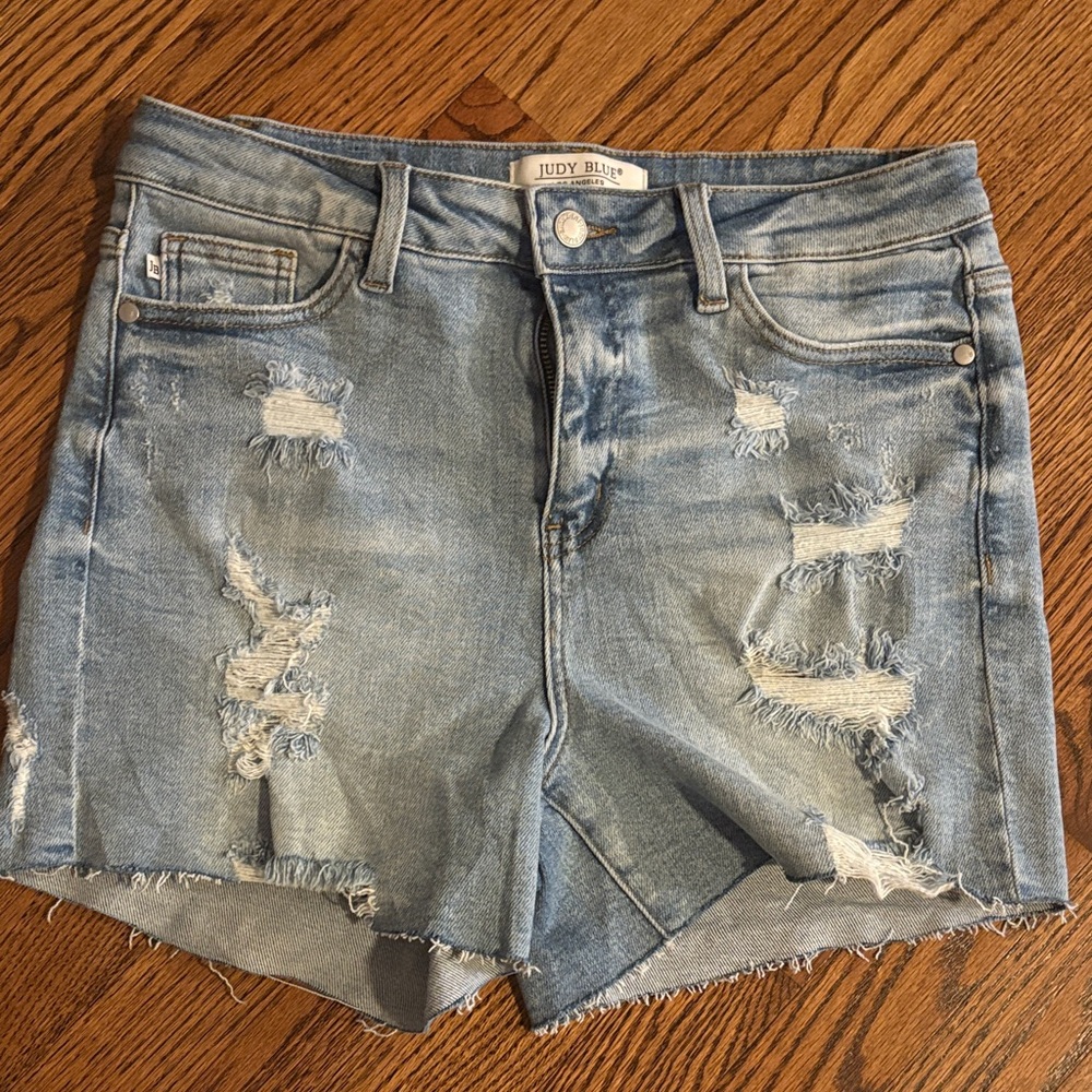 Judy Blue Women's Ripped Jean Shorts - Light Blue